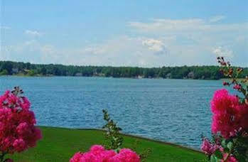Fairfield Plantation Aparthotel